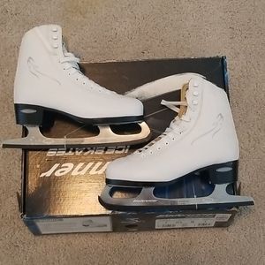 Bladerunner Ice Skates